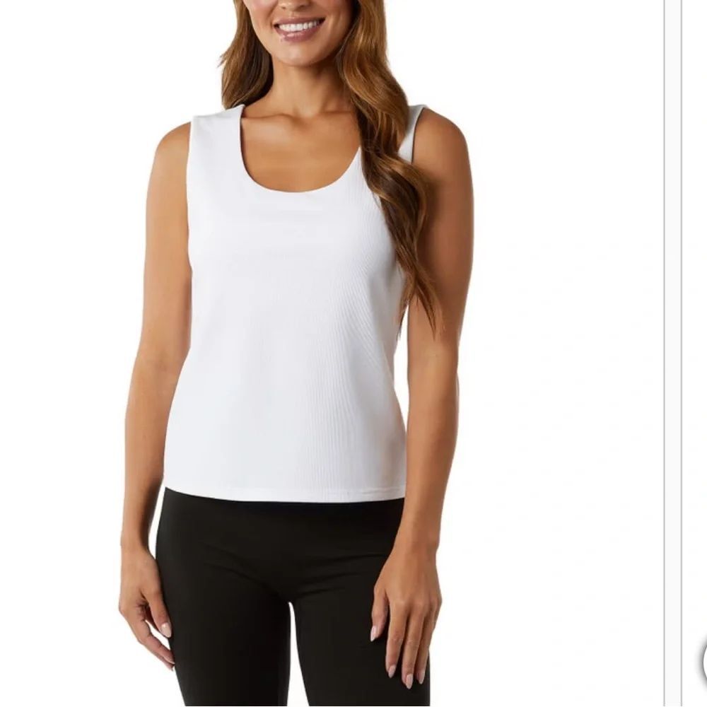 32 Degrees Women's Ribbed Tank with Bra